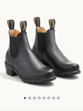 Blundstone Womens Black Leather Ankle Boots with Heel